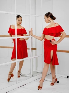 skirt lat 626 red